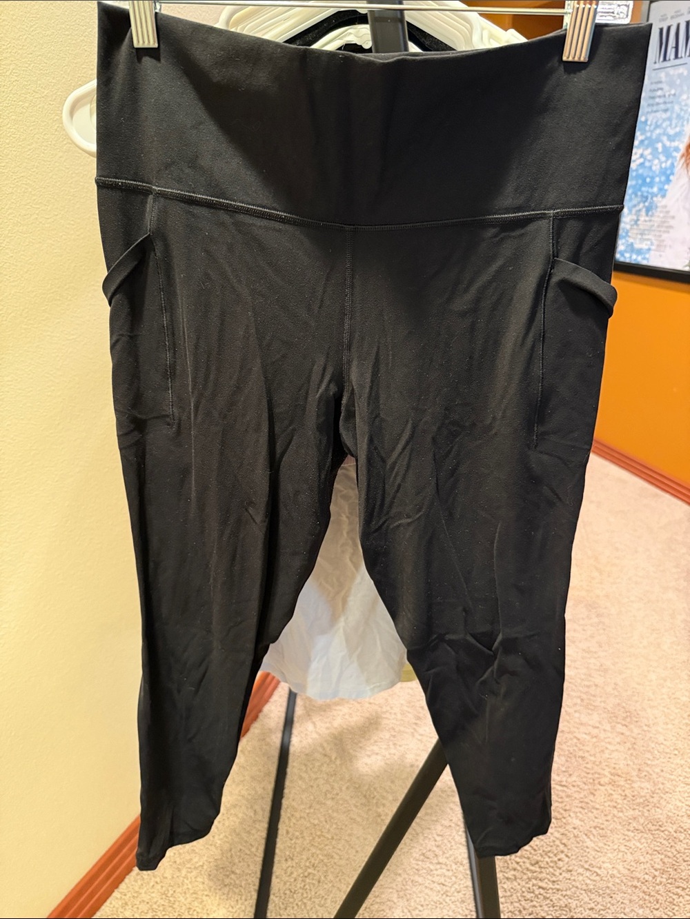 Athleta Black High-Waist Pocket Leggings